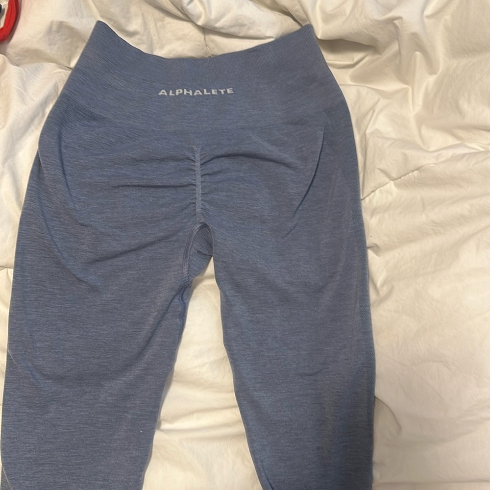 Alphalete leggings in French blue size small. Worn maybe once